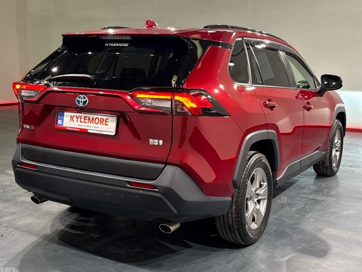 Toyota RAV4 SUV, Petrol Hybrid, 2023, Red