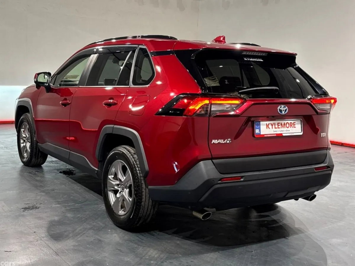 Toyota RAV4 SUV, Petrol Hybrid, 2023, Red