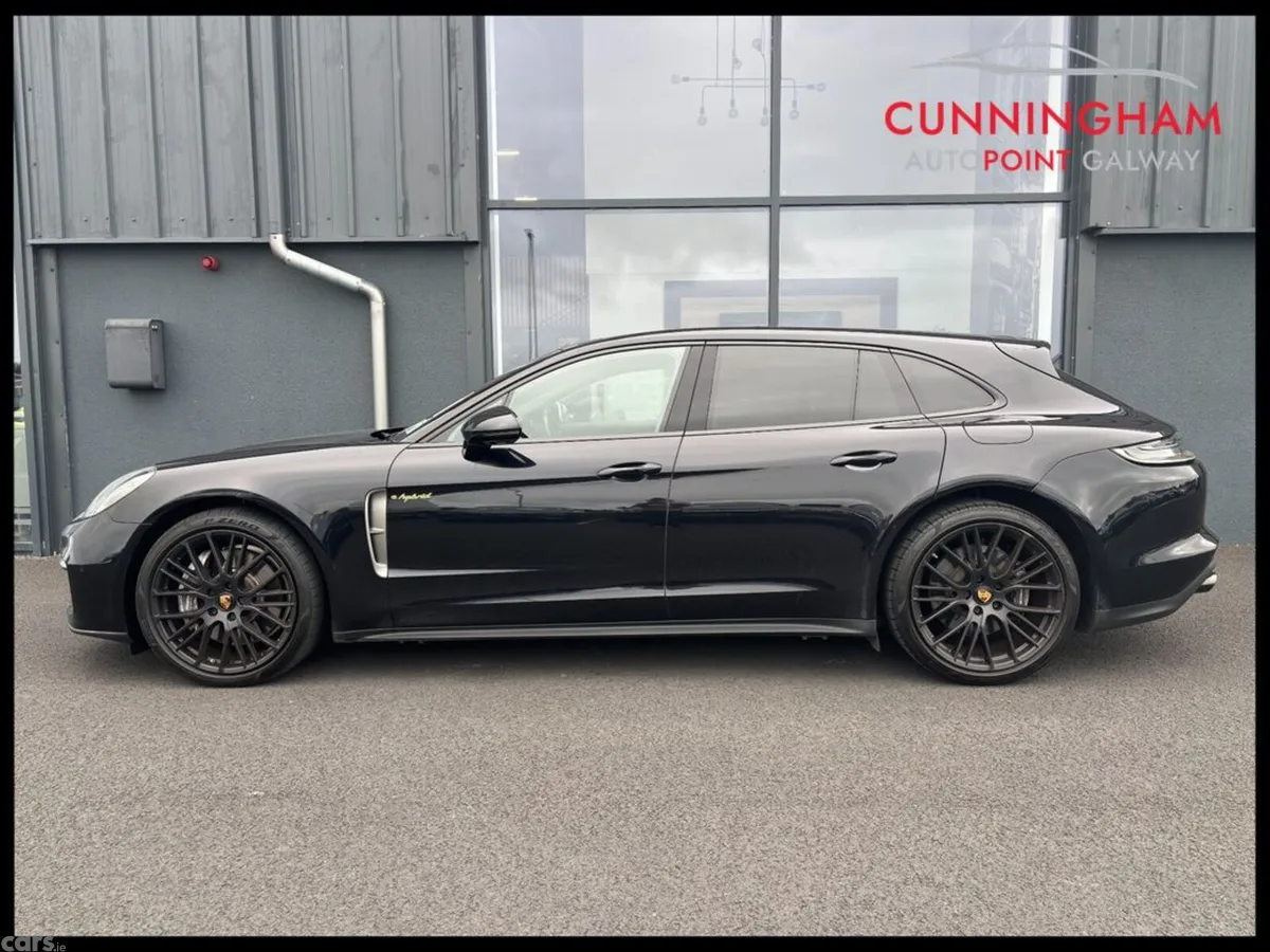 Porsche Panamera Estate, Petrol Plug-in Hybrid, 2022, Black