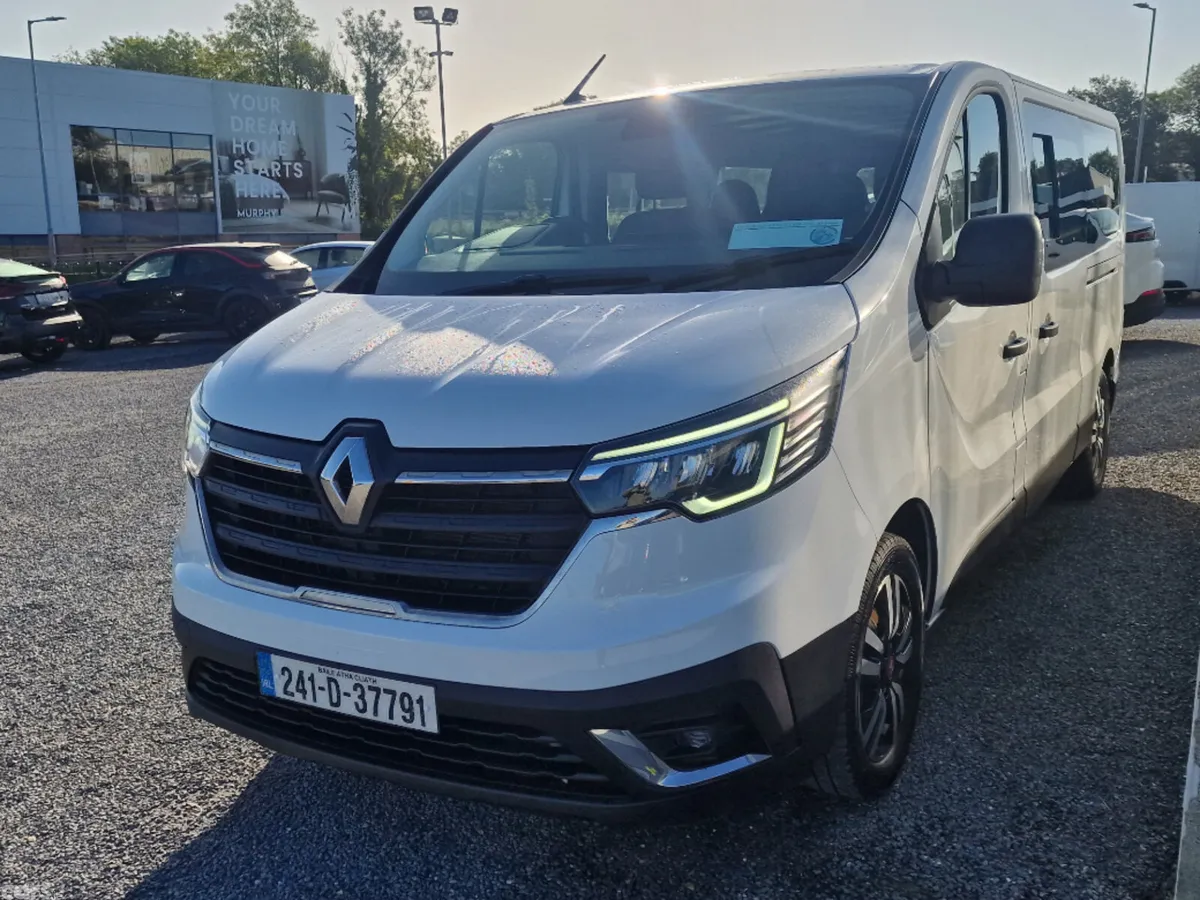 Renault Trafic MPV, Diesel, 2024, White
