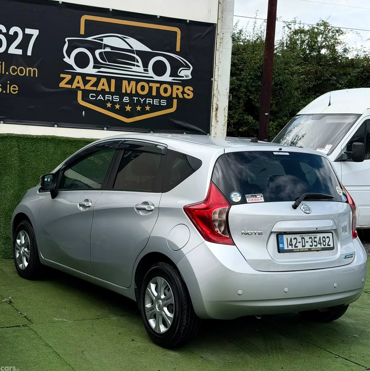 Nissan Note MPV, Petrol, 2014, Silver