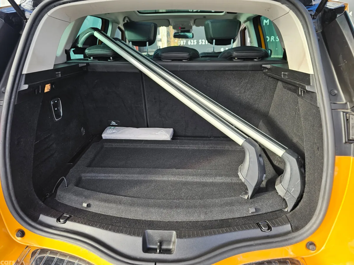 Renault Scenic MPV, Diesel, 2017, Yellow