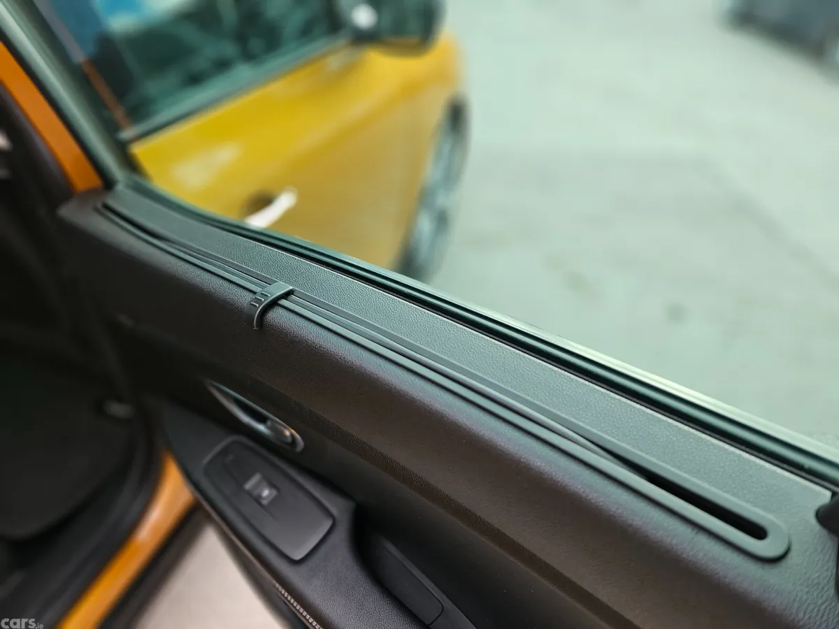 Renault Scenic MPV, Diesel, 2017, Yellow