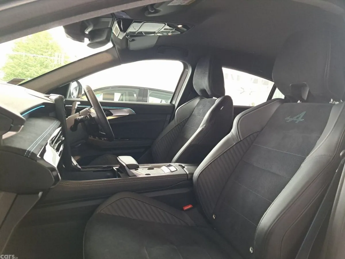 Renault Rafale SUV, Petrol Hybrid, 2025, Grey