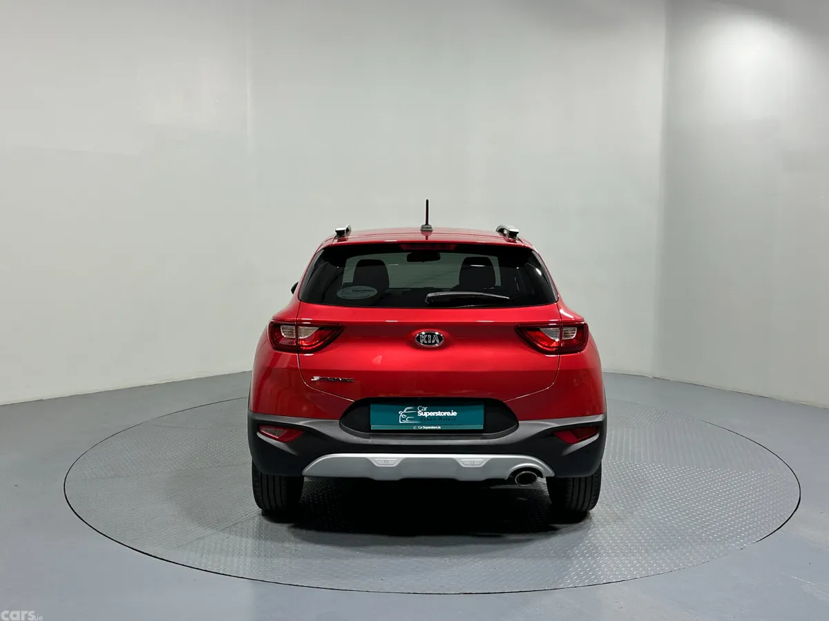 Kia Stonic Hatchback, Petrol, 2021, Red