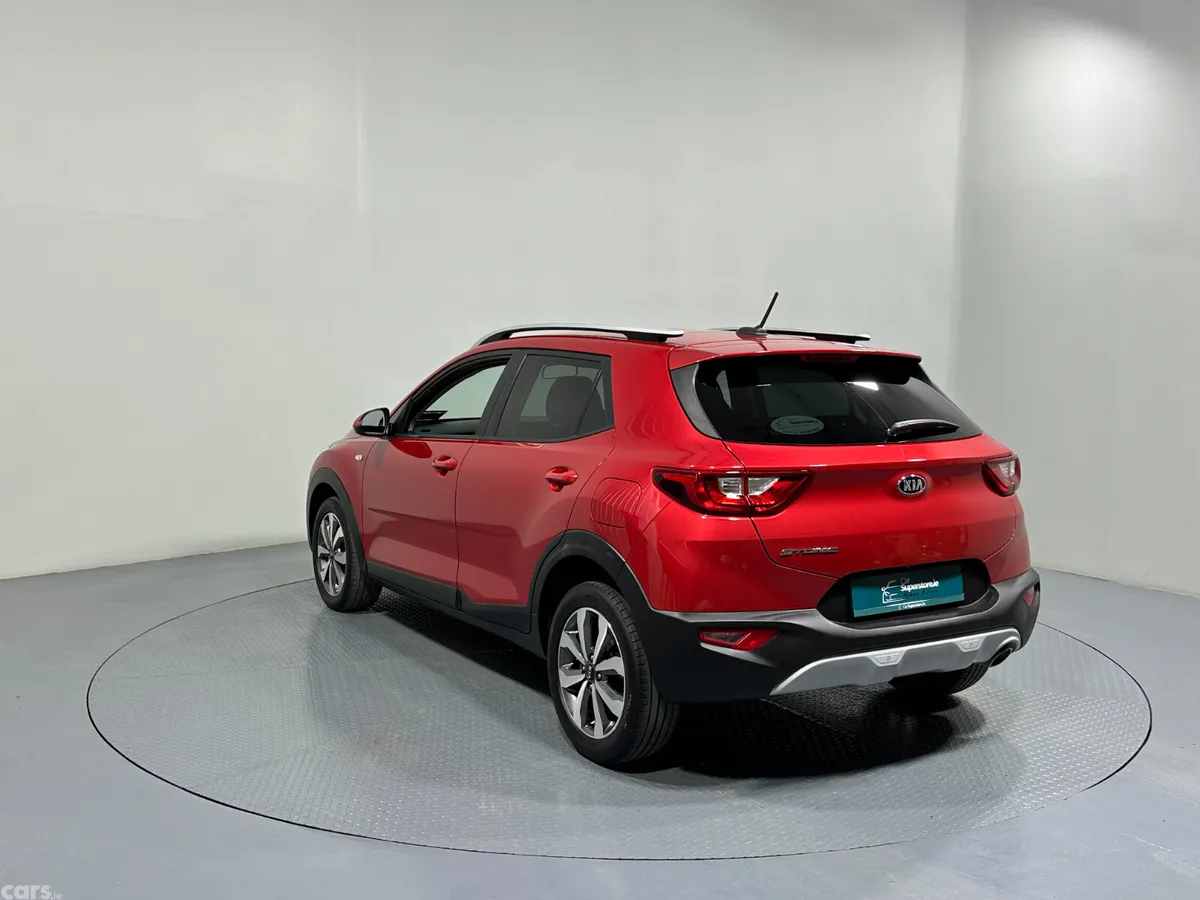 Kia Stonic Hatchback, Petrol, 2021, Red