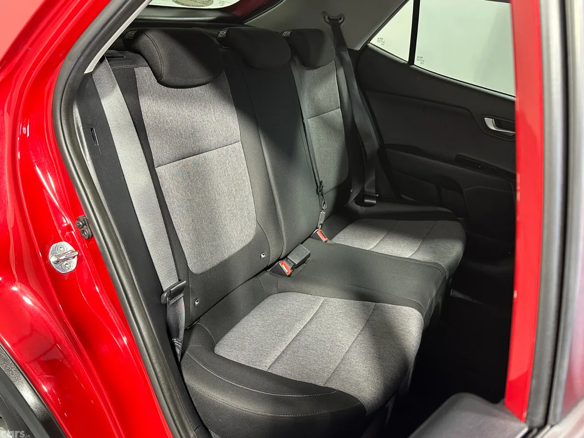 Kia Stonic Hatchback, Petrol, 2021, Red