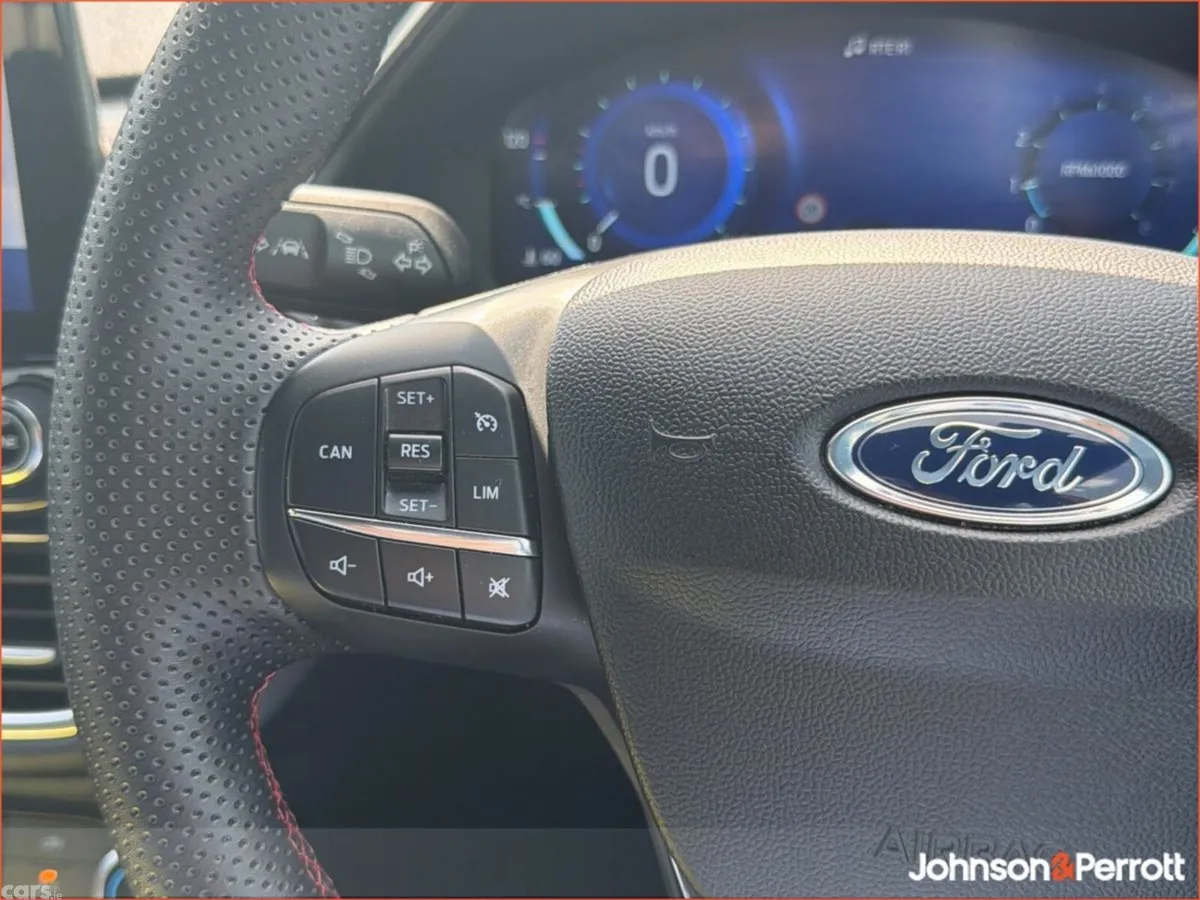 Ford Puma MPV, Petrol, 2024, Red