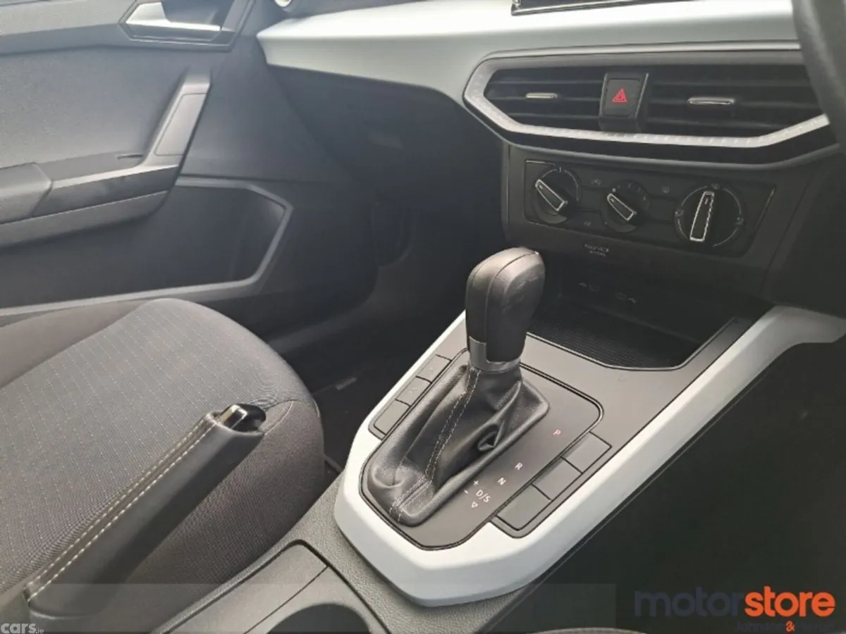 SEAT Arona SUV, Petrol, 2023, Grey