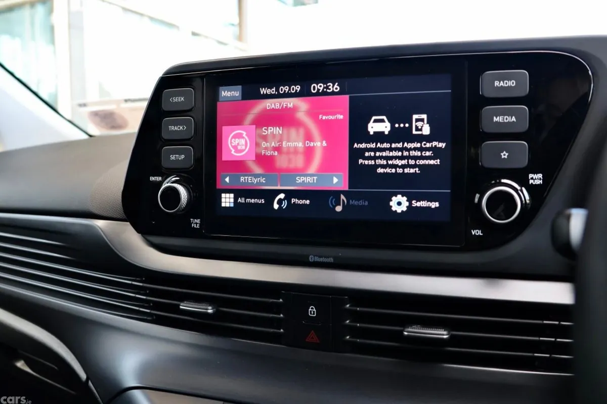 Hyundai Bayon Estate, Petrol, 2021, Red