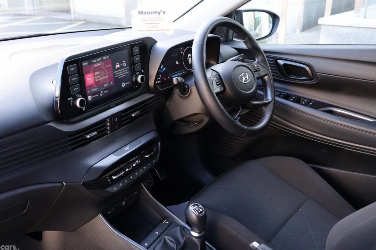 Hyundai Bayon Estate, Petrol, 2021, Red