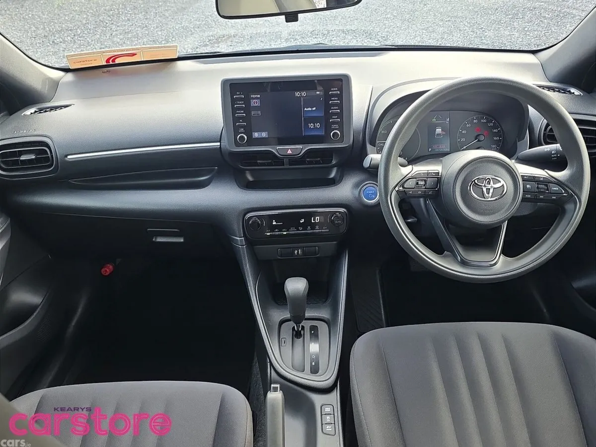Toyota Yaris Hatchback, Petrol Hybrid, 2021, Brown