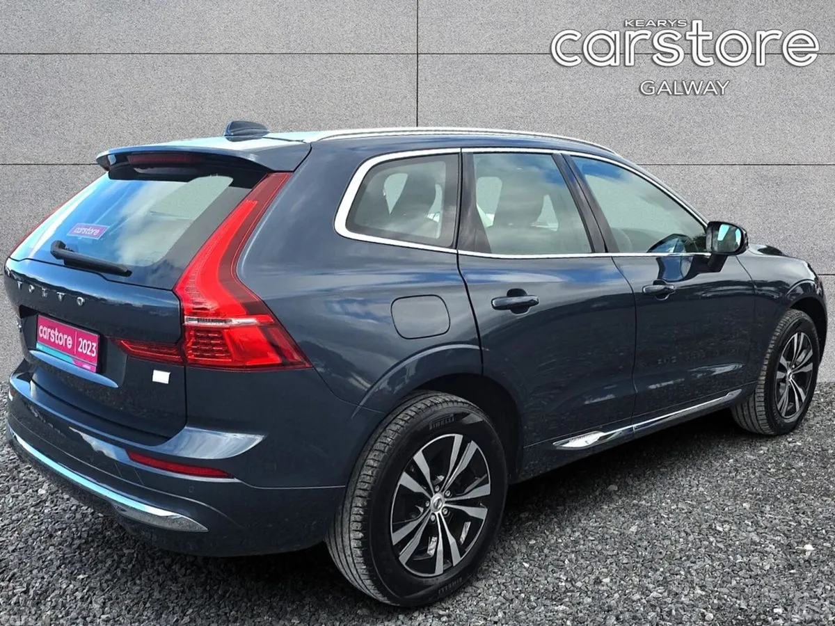 Volvo XC60 SUV, Petrol Hybrid, 2023, Blue
