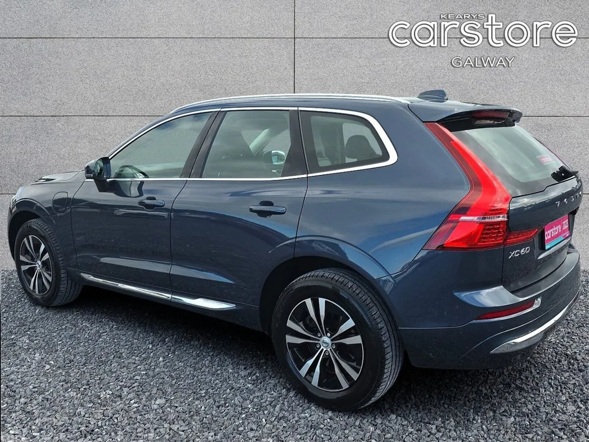 Volvo XC60 SUV, Petrol Hybrid, 2023, Blue