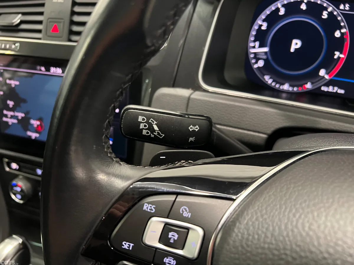 Volkswagen Golf Hatchback, Petrol, 2019, White