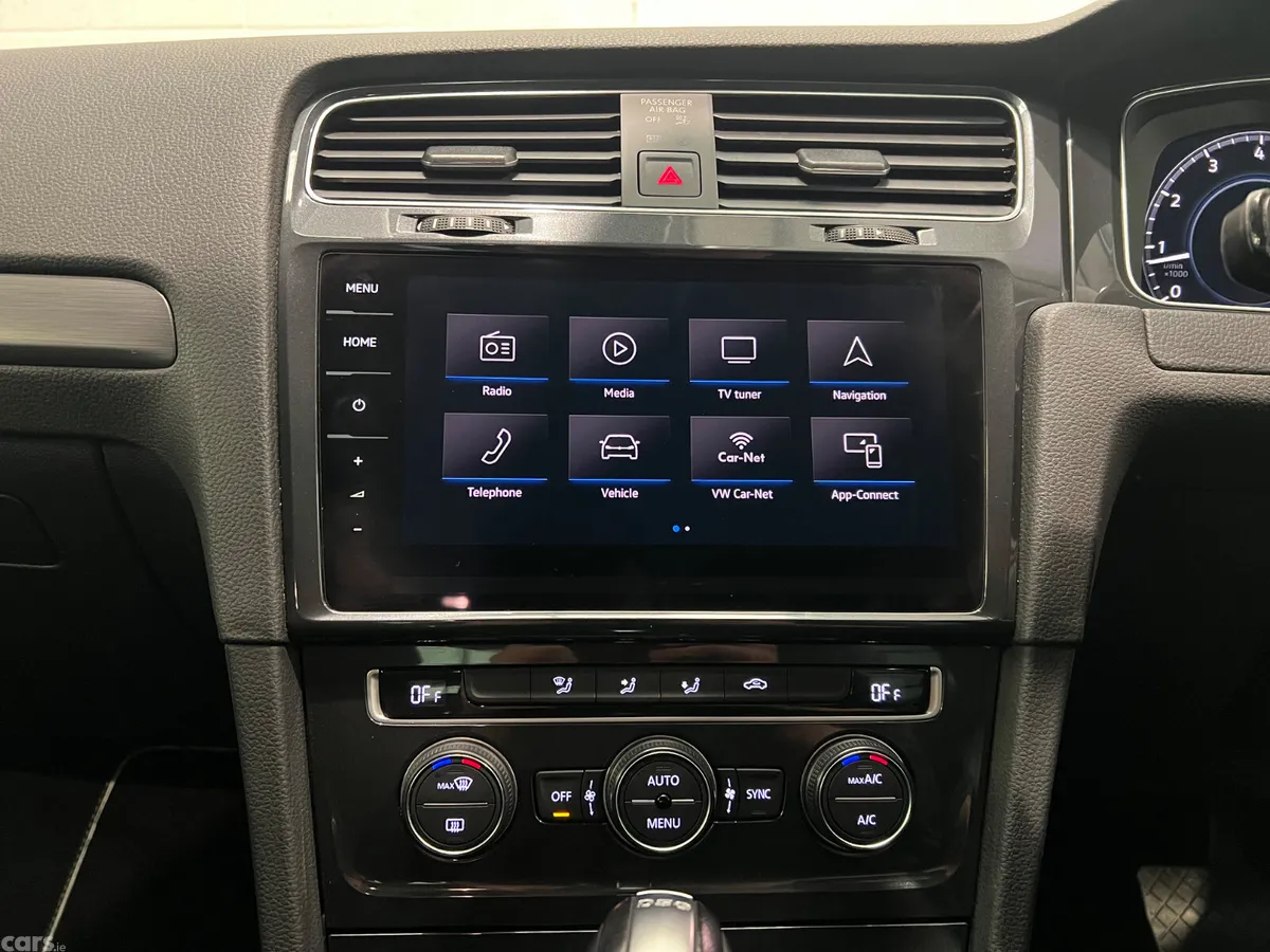 Volkswagen Golf Hatchback, Petrol, 2019, White