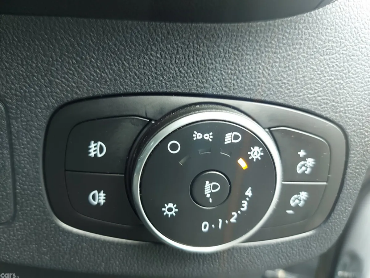 Ford Puma MPV, Petrol, 2022, Grey