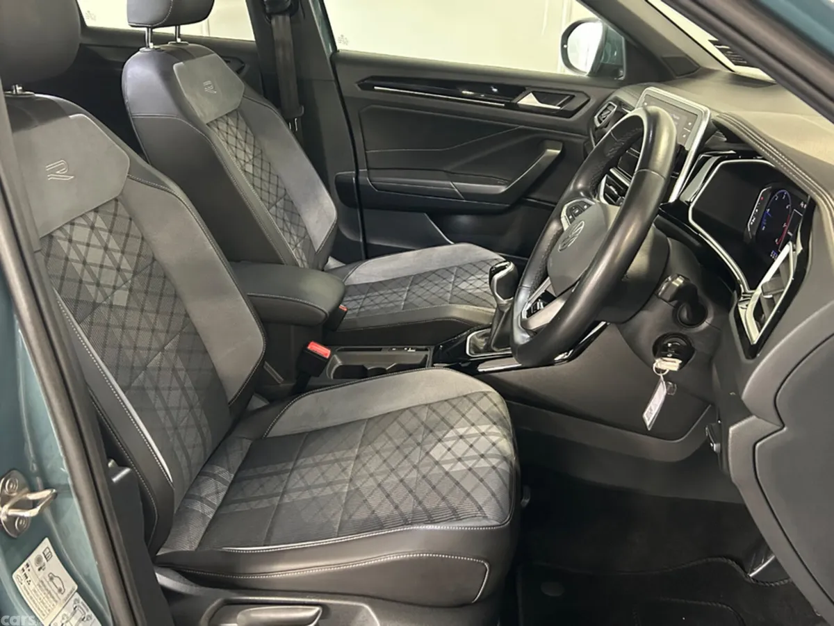 Volkswagen T-Roc SUV, Diesel, 2024, Blue