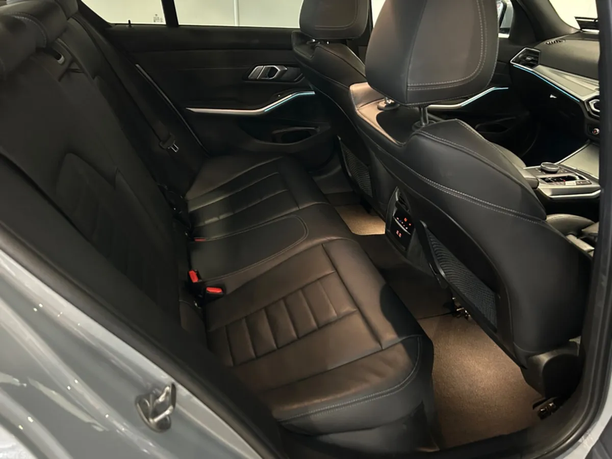 BMW 3-Series Saloon, Petrol Plug-in Hybrid, 2023, Grey