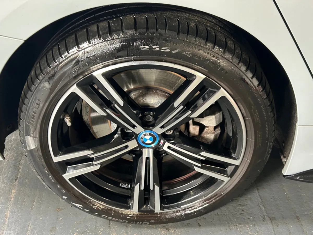 BMW 3-Series Saloon, Petrol Plug-in Hybrid, 2023, Grey