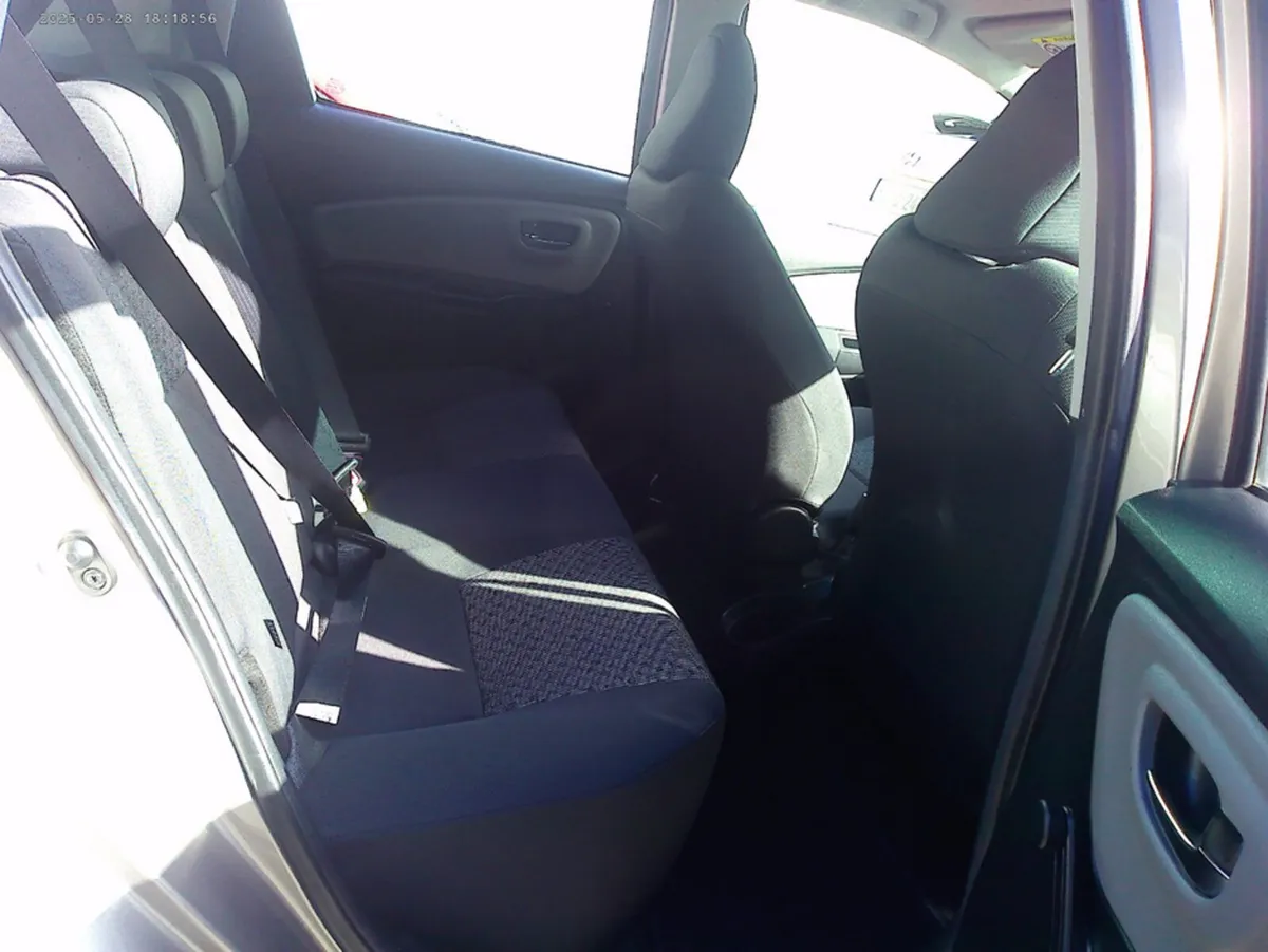 Toyota Yaris Hatchback, Petrol, 2015, Beige