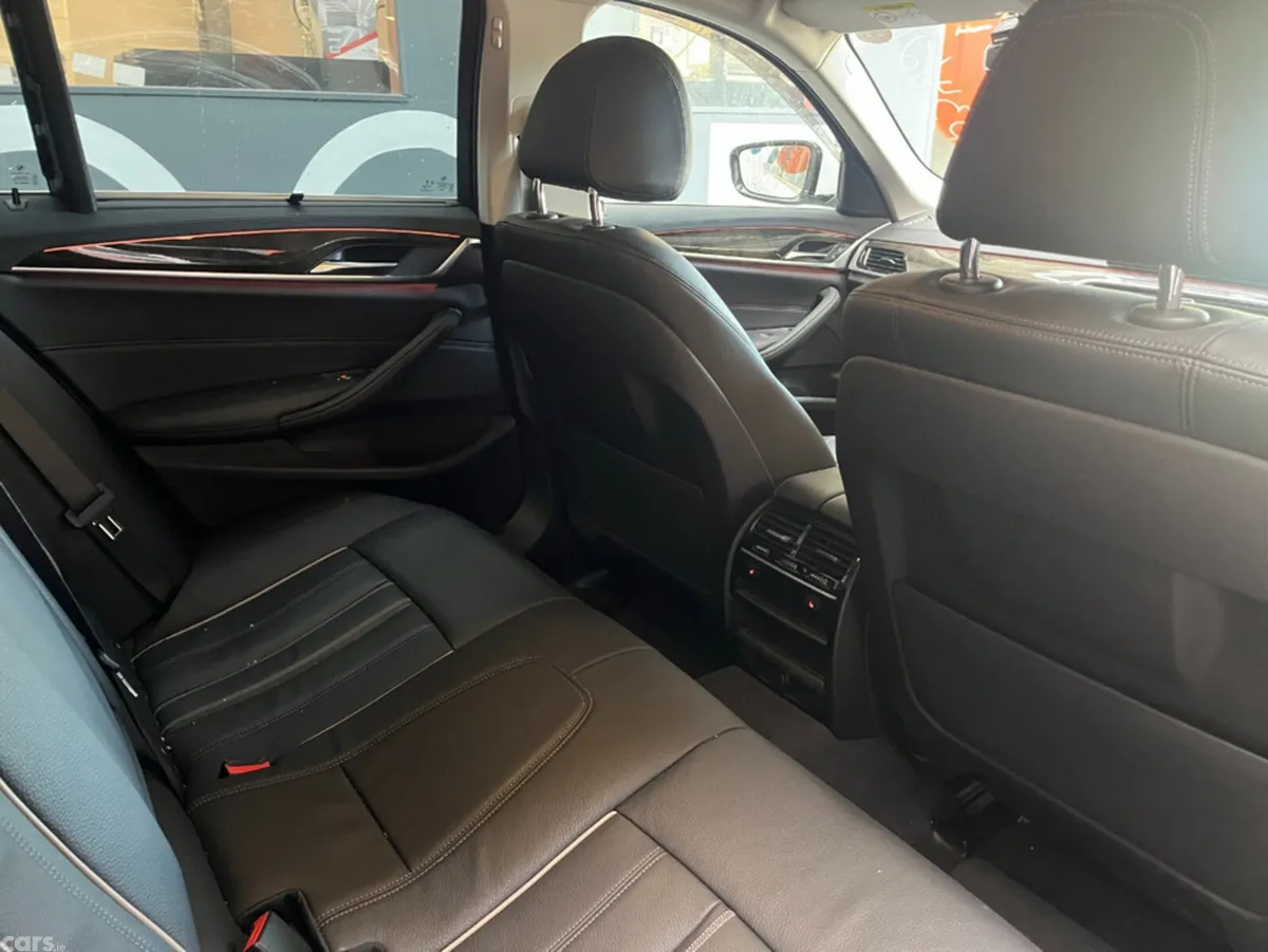 BMW 5-Series Estate, Diesel, 2020, White