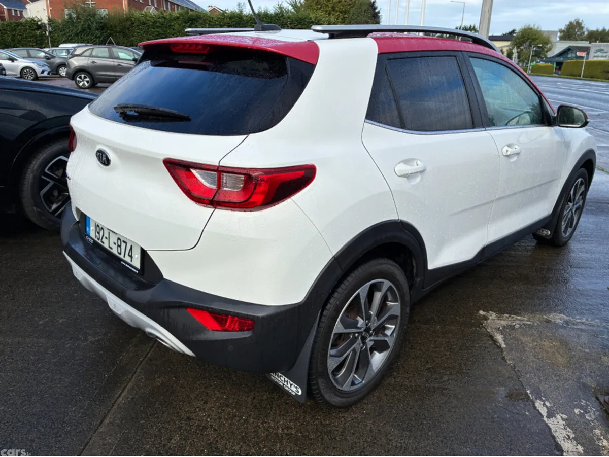 Kia Stonic Estate, Petrol, 2019, White