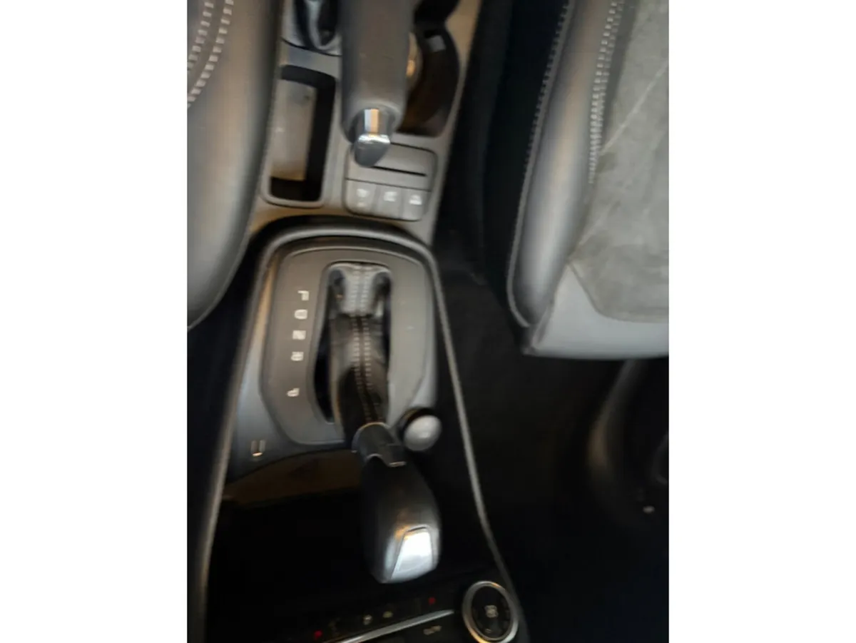 Ford Fiesta Hatchback, Petrol, 2023, Silver