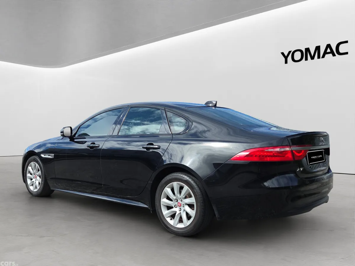 Jaguar XF Saloon, Diesel, 2018, Black