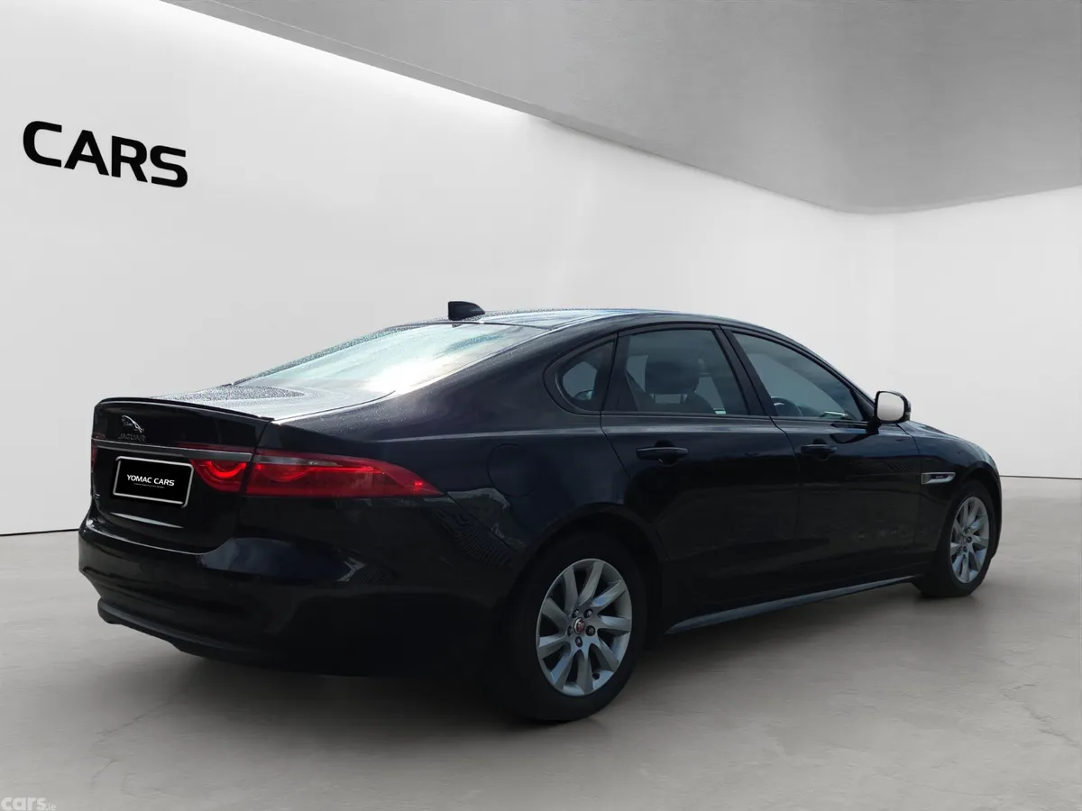 Jaguar XF Saloon, Diesel, 2018, Black