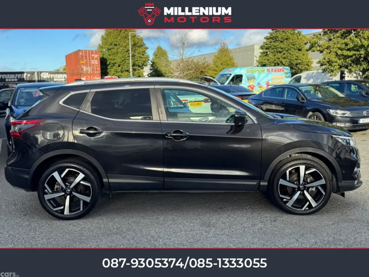 Nissan Qashqai MPV, Diesel, 2019, Black