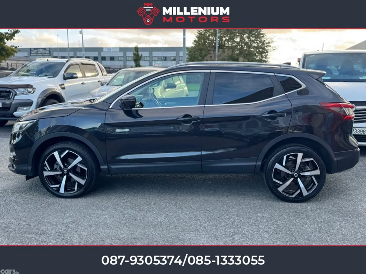 Nissan Qashqai MPV, Diesel, 2019, Black