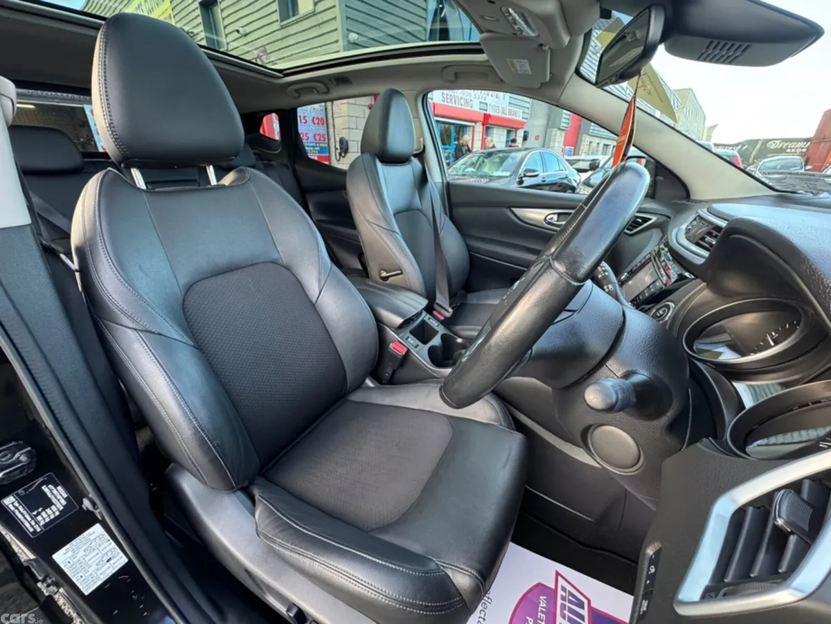 Nissan Qashqai MPV, Diesel, 2019, Black