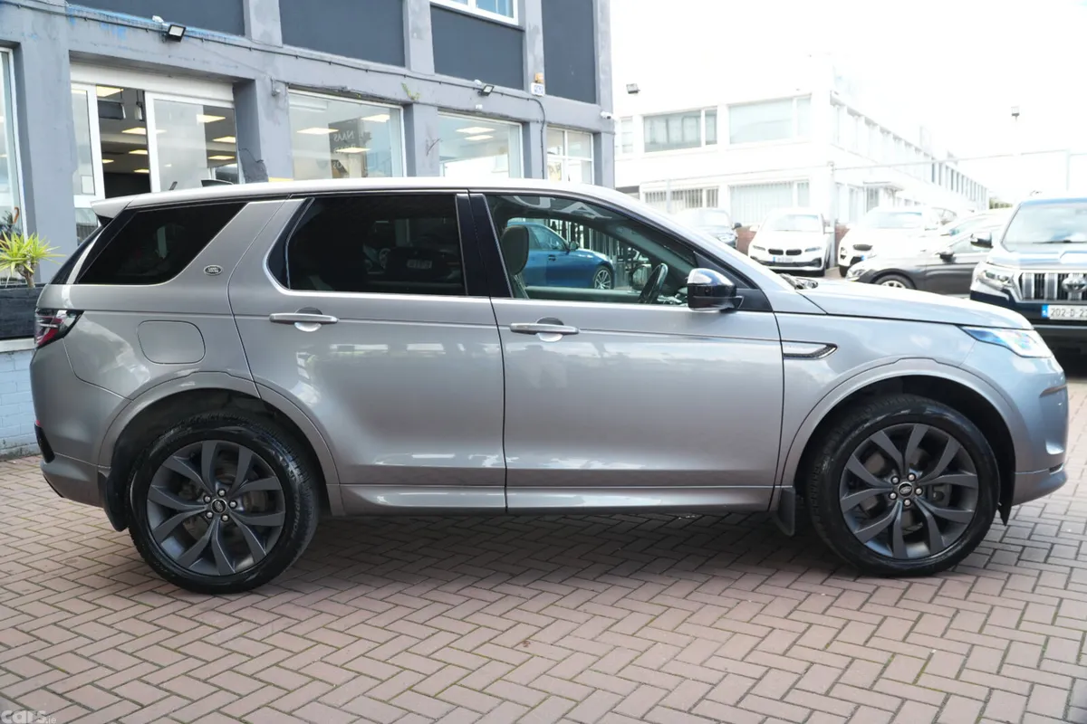 Land Rover Discovery SUV, Petrol Hybrid, 2022, Grey