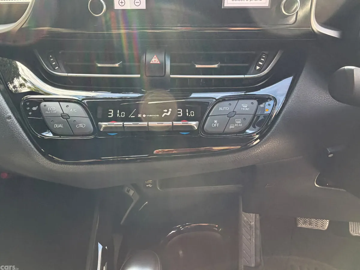 Toyota C-HR SUV, Petrol Hybrid, 2021, Black