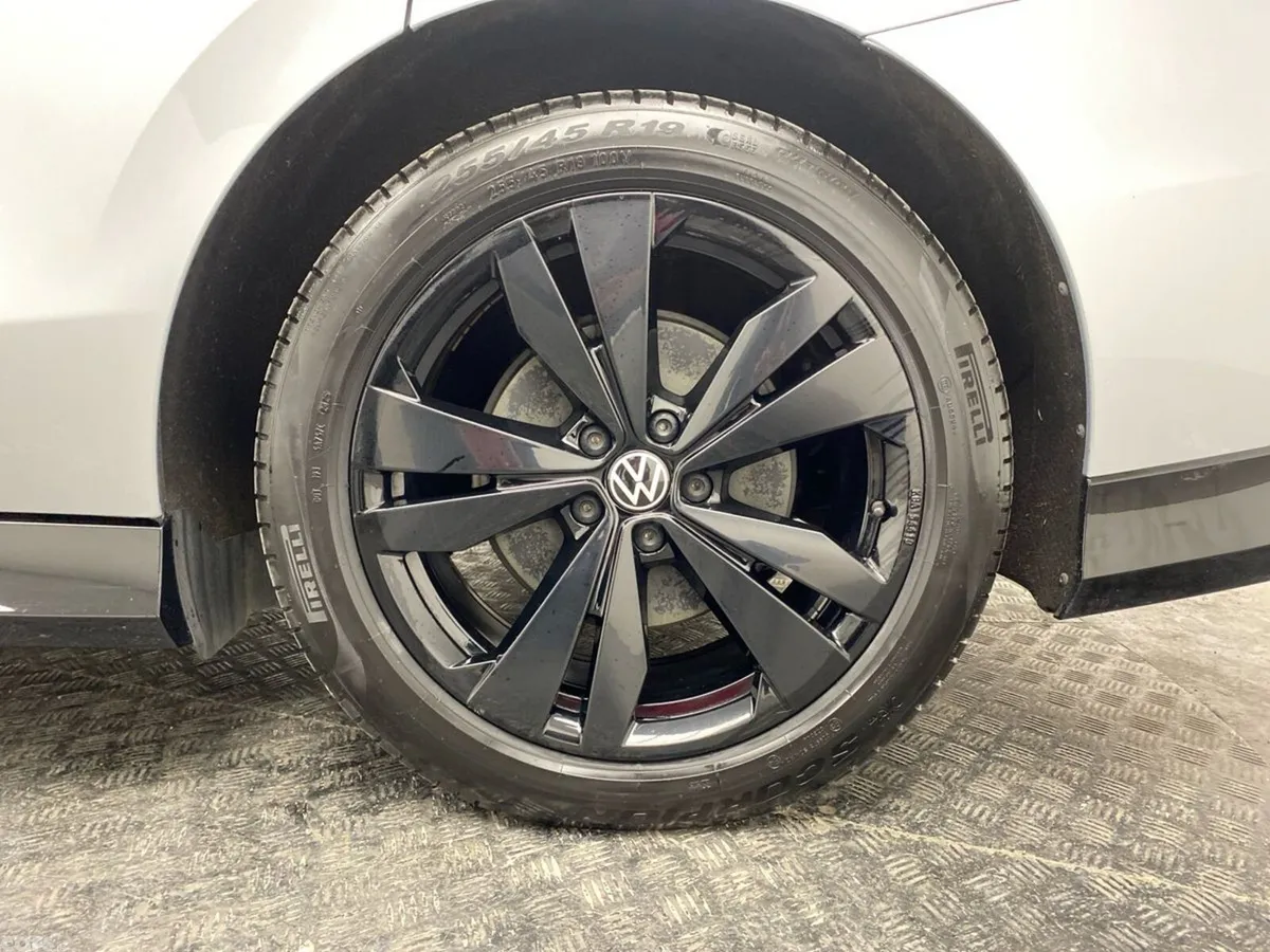 Volkswagen ID.7 Hatchback, Electric, 2025, Grey