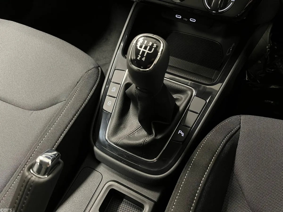 Skoda Fabia Hatchback, Petrol, 2026, Silver