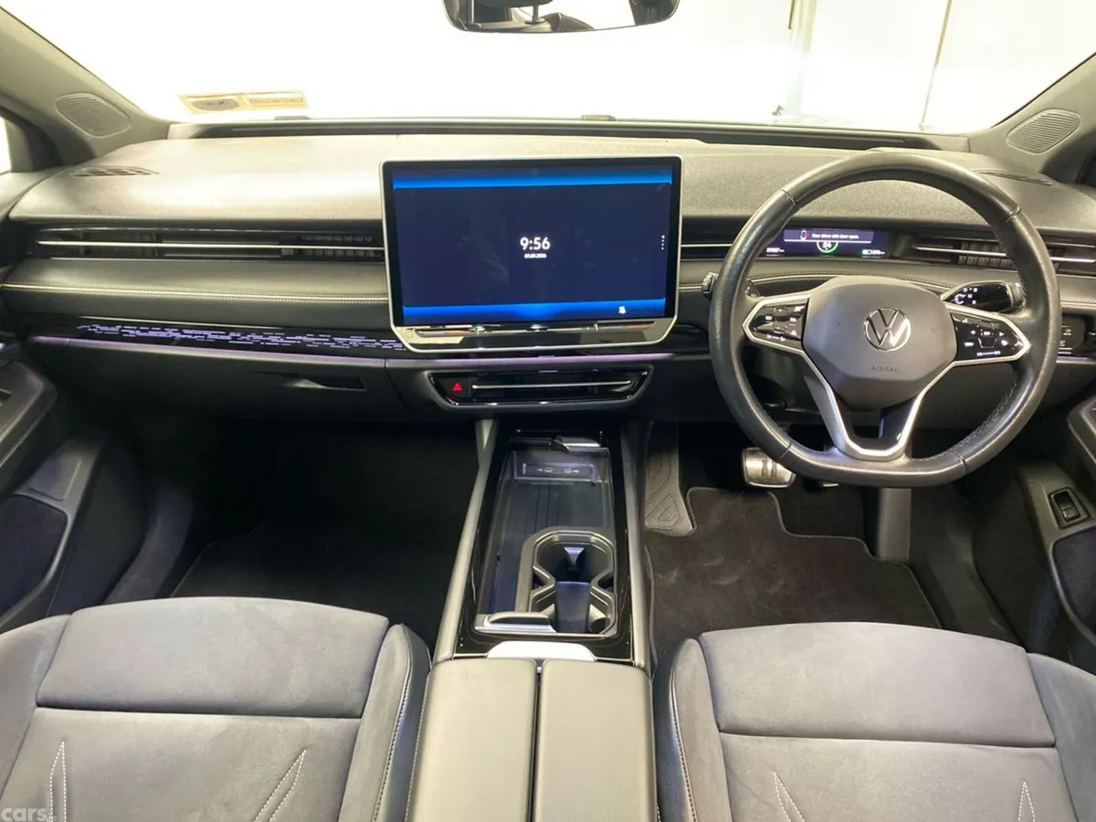 Volkswagen ID.7 Hatchback, Electric, 2025, Grey