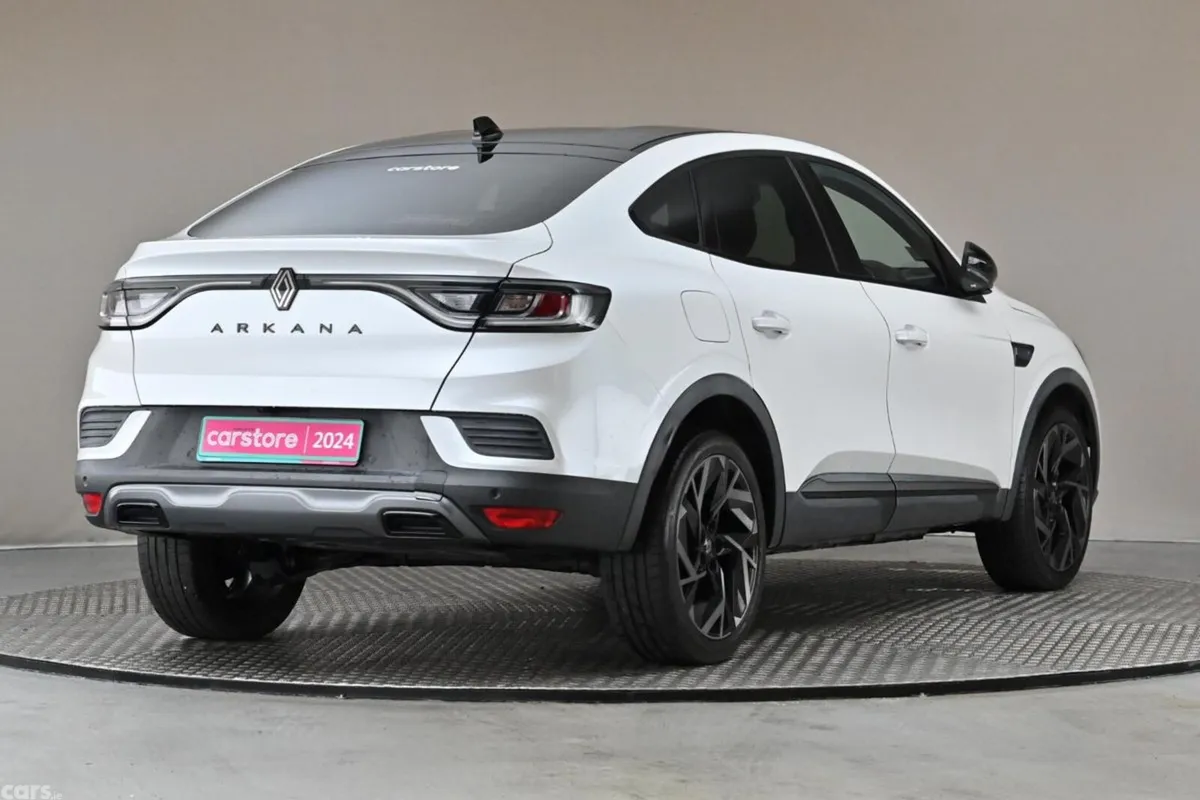 Renault Arkana Hatchback, Petrol, 2024, White