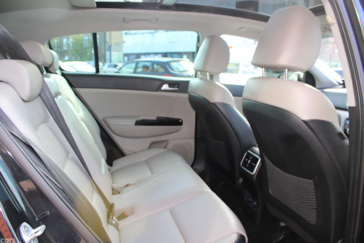 Kia Sportage SUV, Diesel Hybrid, 2020, Black