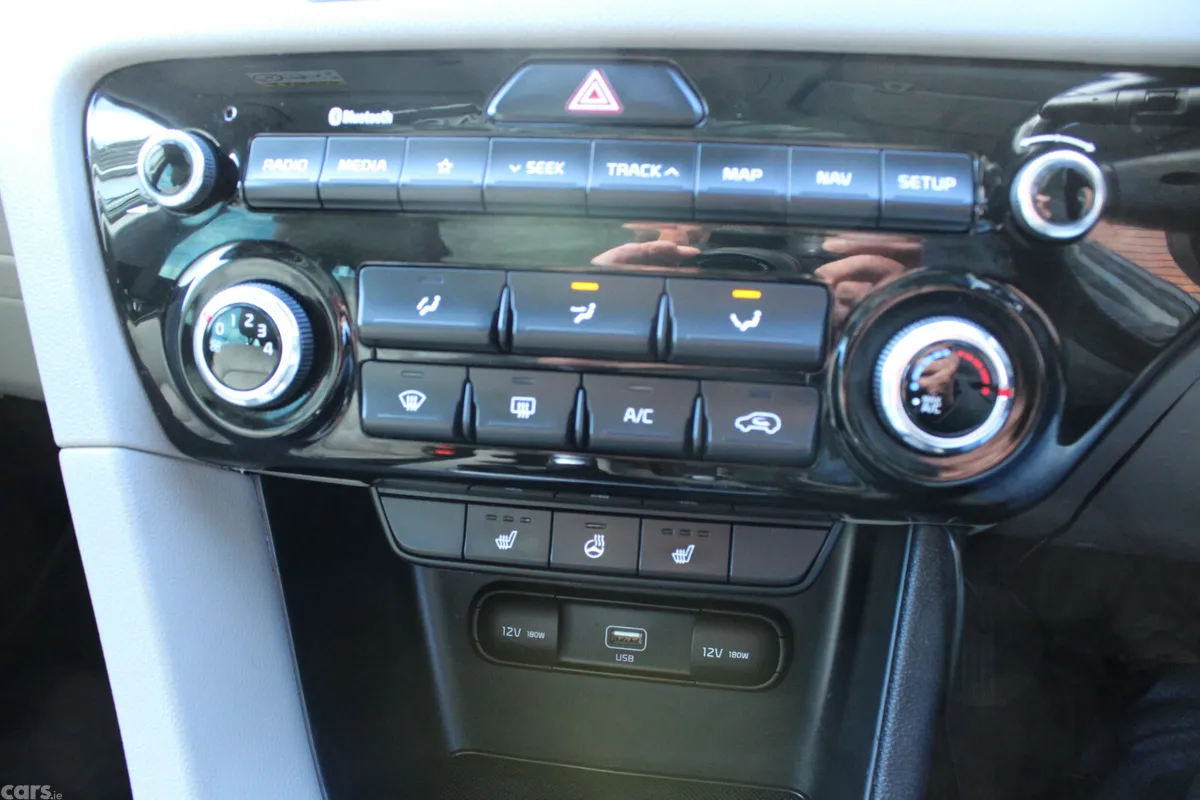 Kia Sportage SUV, Diesel Hybrid, 2020, Black