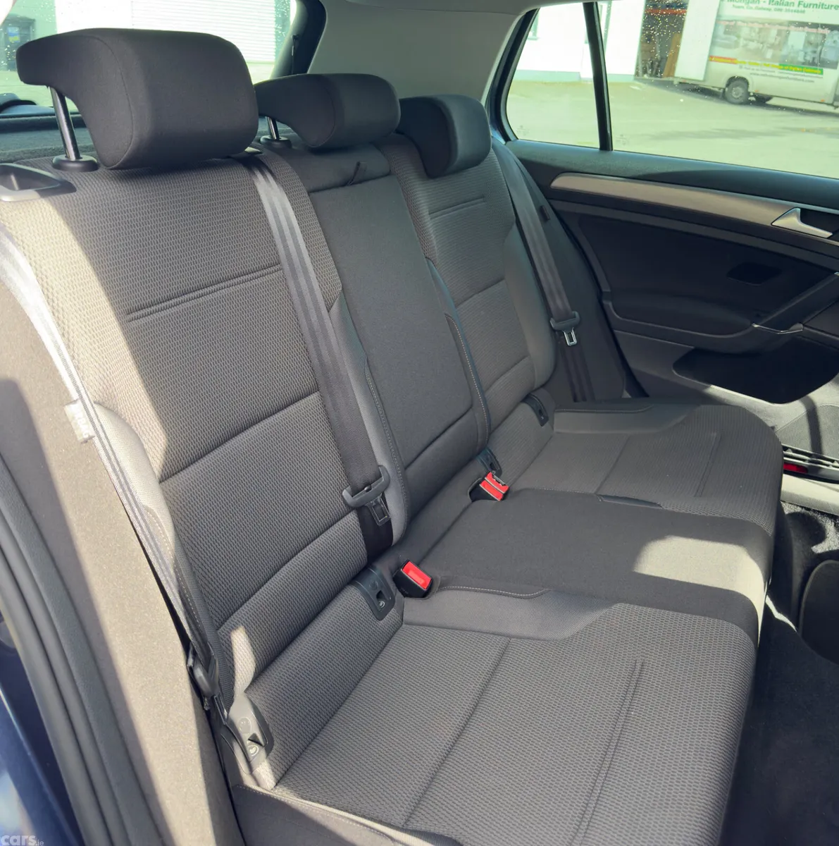 Volkswagen Golf Hatchback, Petrol, 2016, Blue