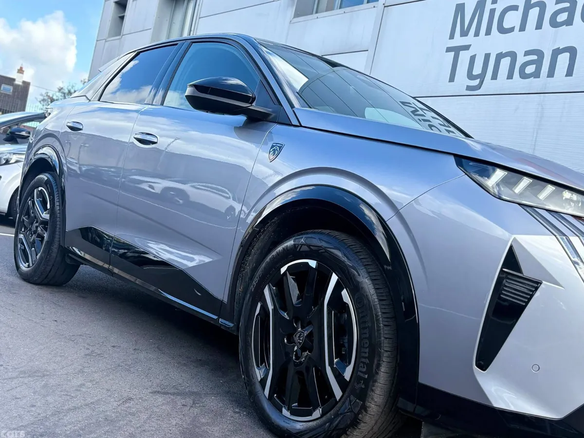 Peugeot 3008 SUV, Electric, 2025, Grey