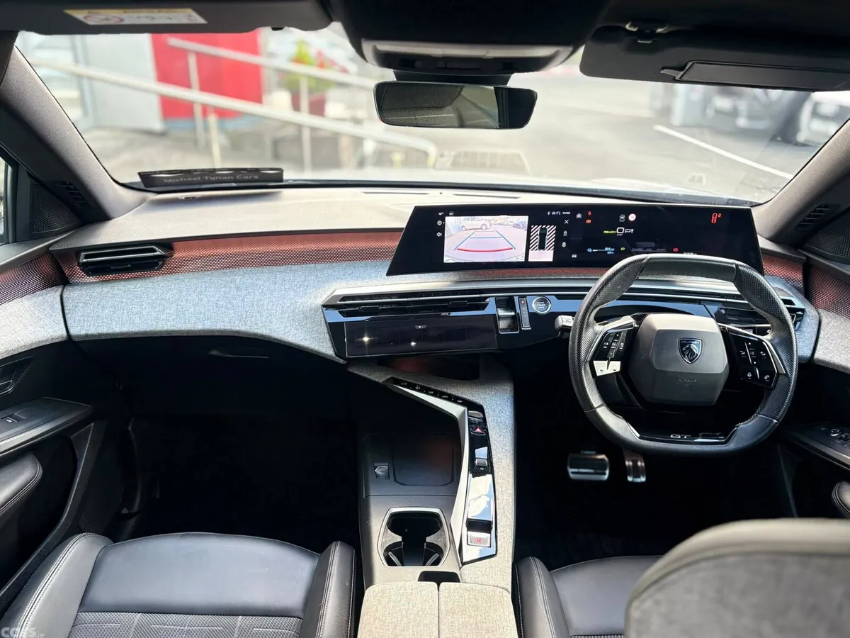 Peugeot 3008 SUV, Electric, 2025, Grey