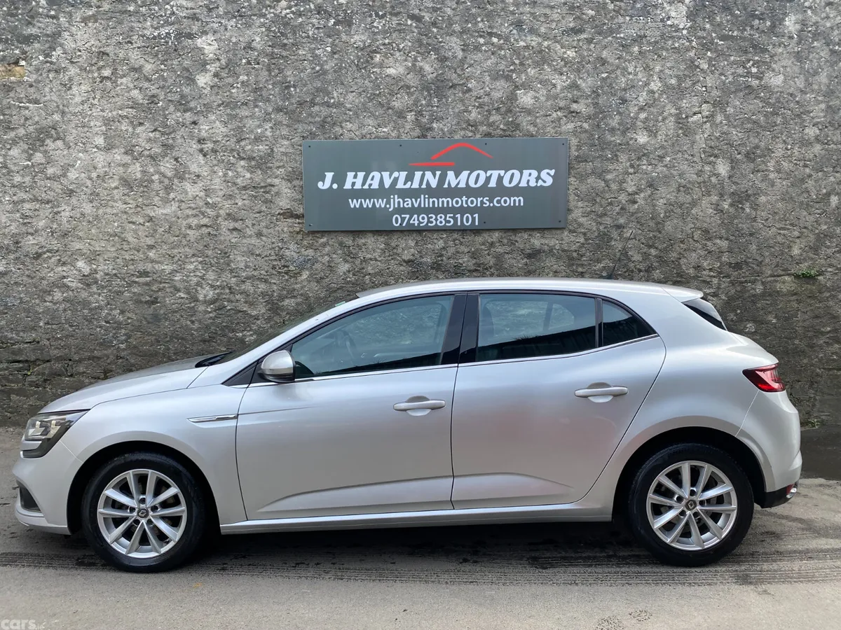 Renault Megane Hatchback, Diesel, 2017, Silver