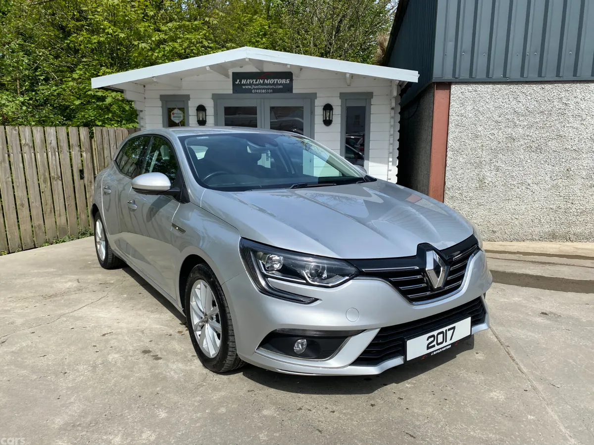 Renault Megane Hatchback, Diesel, 2017, Silver