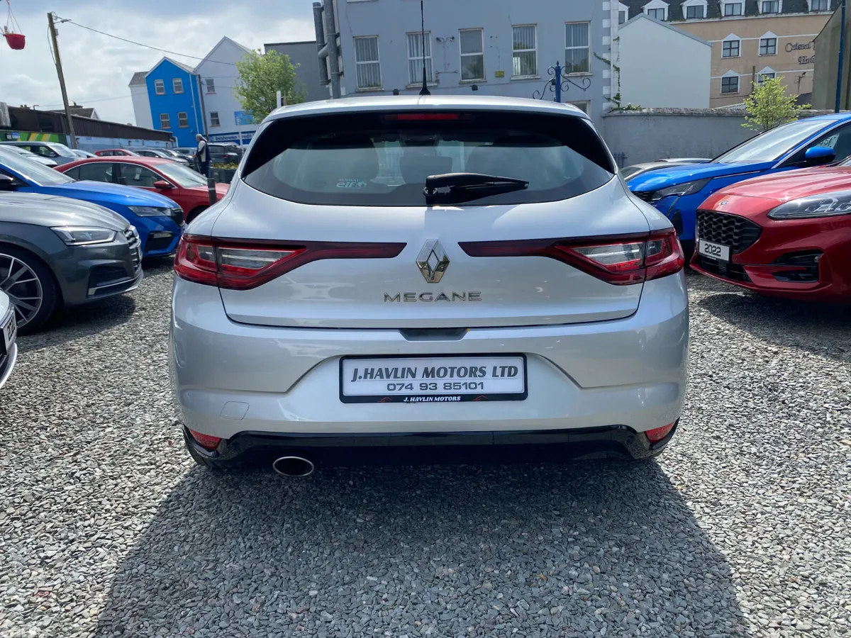 Renault Megane Hatchback, Diesel, 2017, Silver