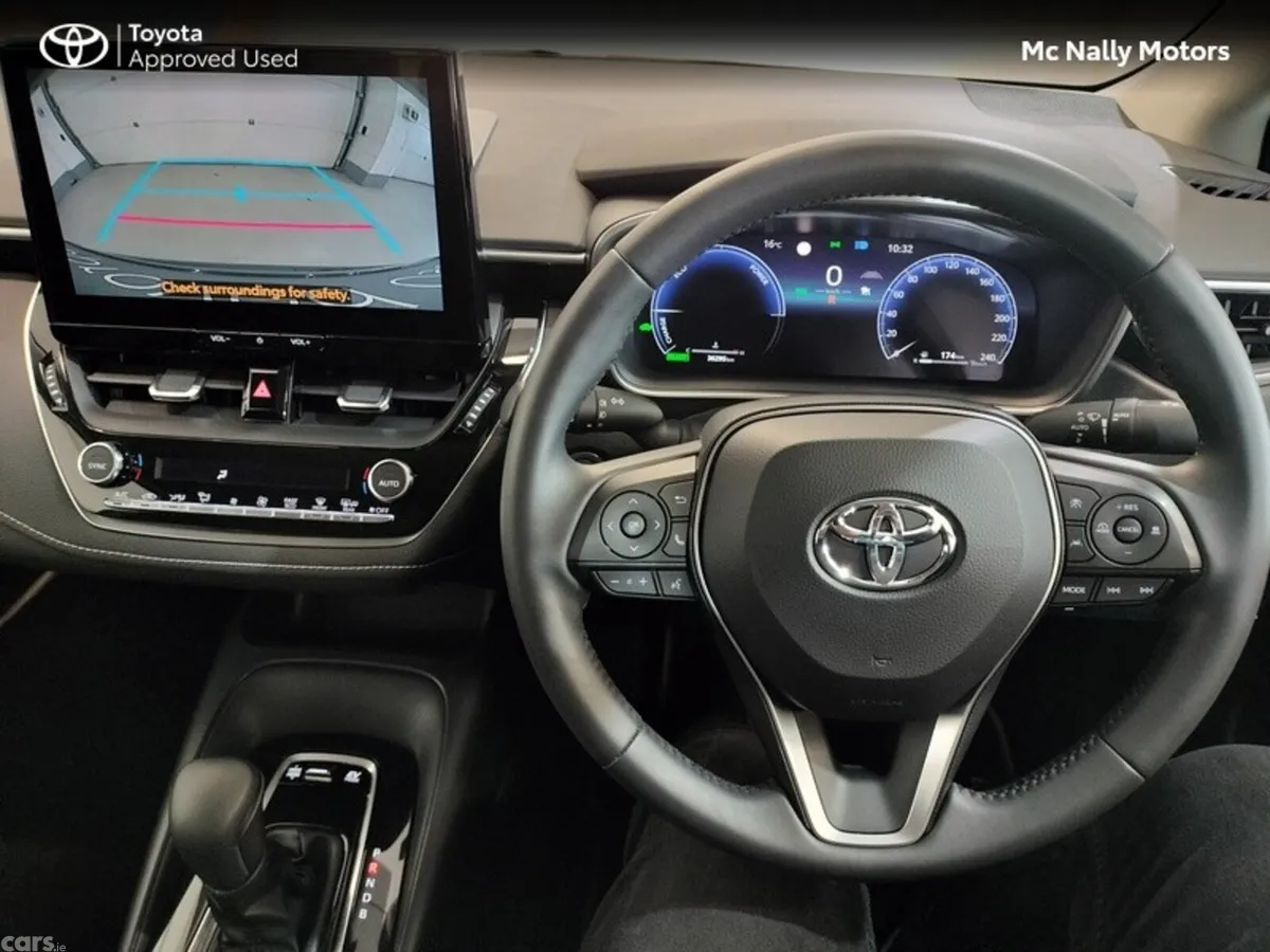Toyota Corolla Saloon, Petrol Hybrid, 2025, Blue