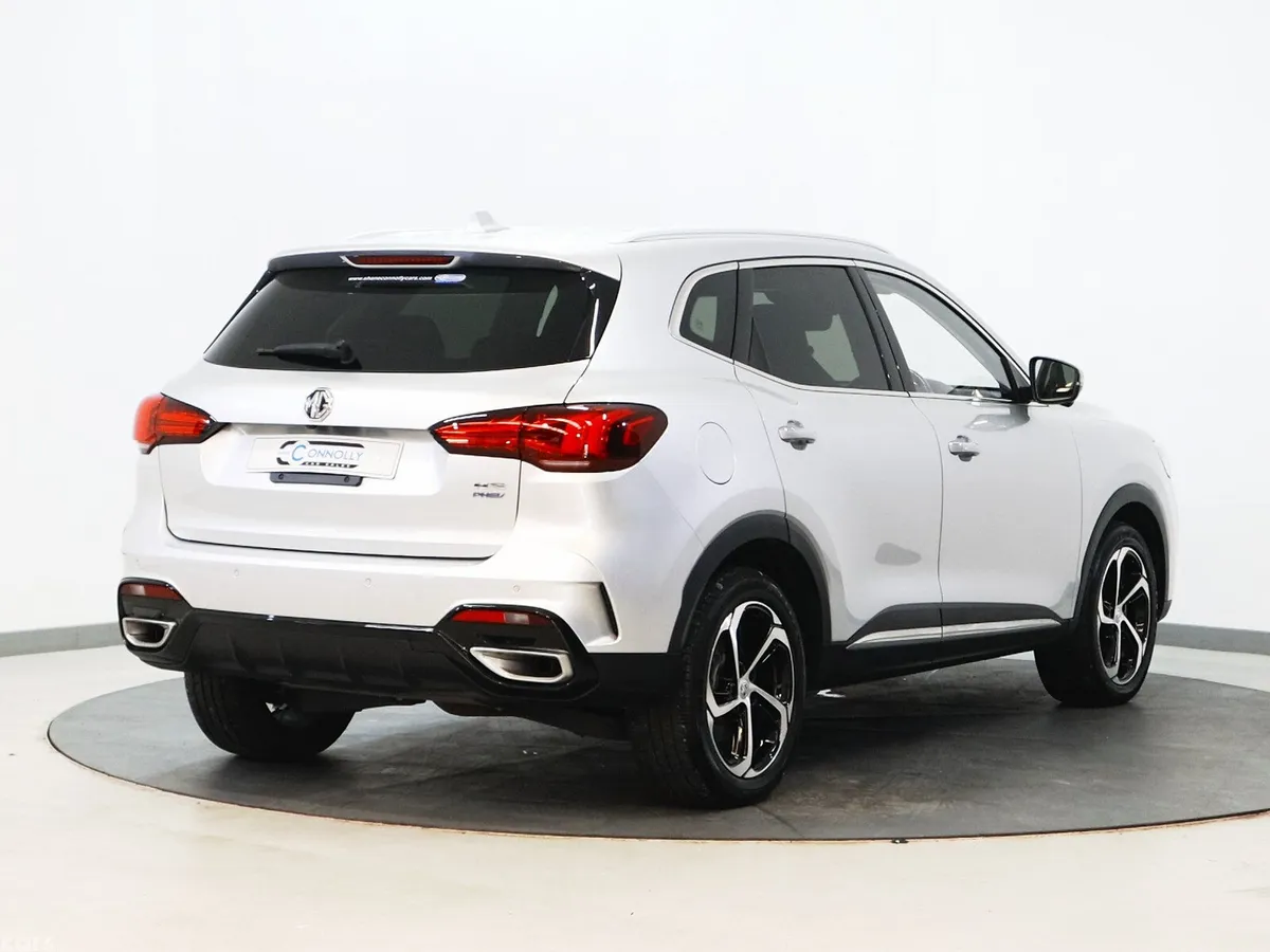 MG HS SUV, Petrol Hybrid, 2024, Silver