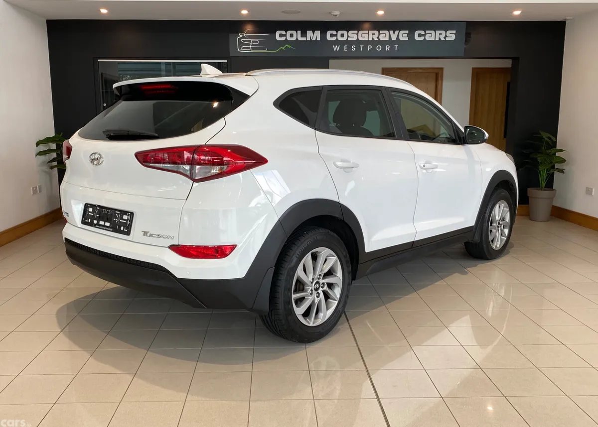 Hyundai Tucson SUV, Diesel, 2017, White